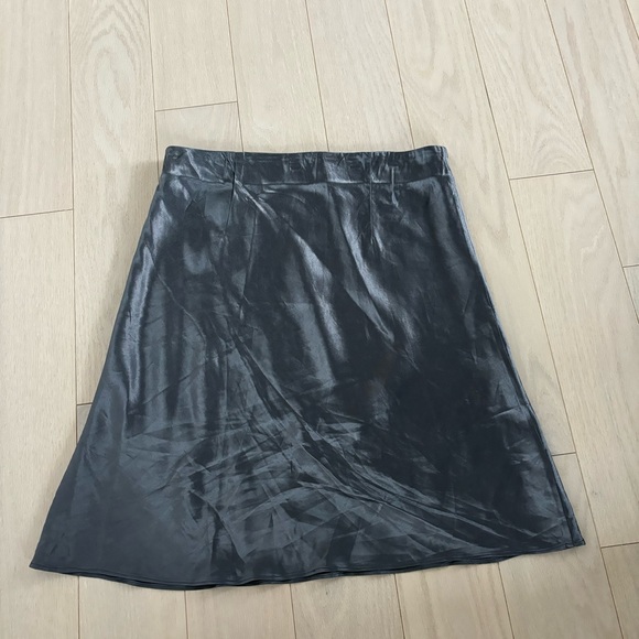 BABATON (Aritzia) Mini Slip Satin Skirt - Picture 2 of 4